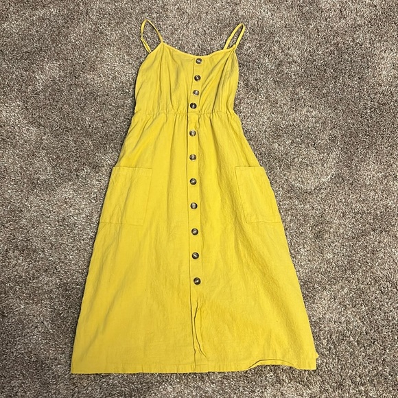 Medium Yellow Mustard Color dress - Picture 1 of 6